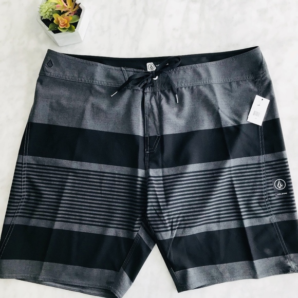 Volcom Other - Volcom Mens Swim Trunk Black Stripe 40 New $60